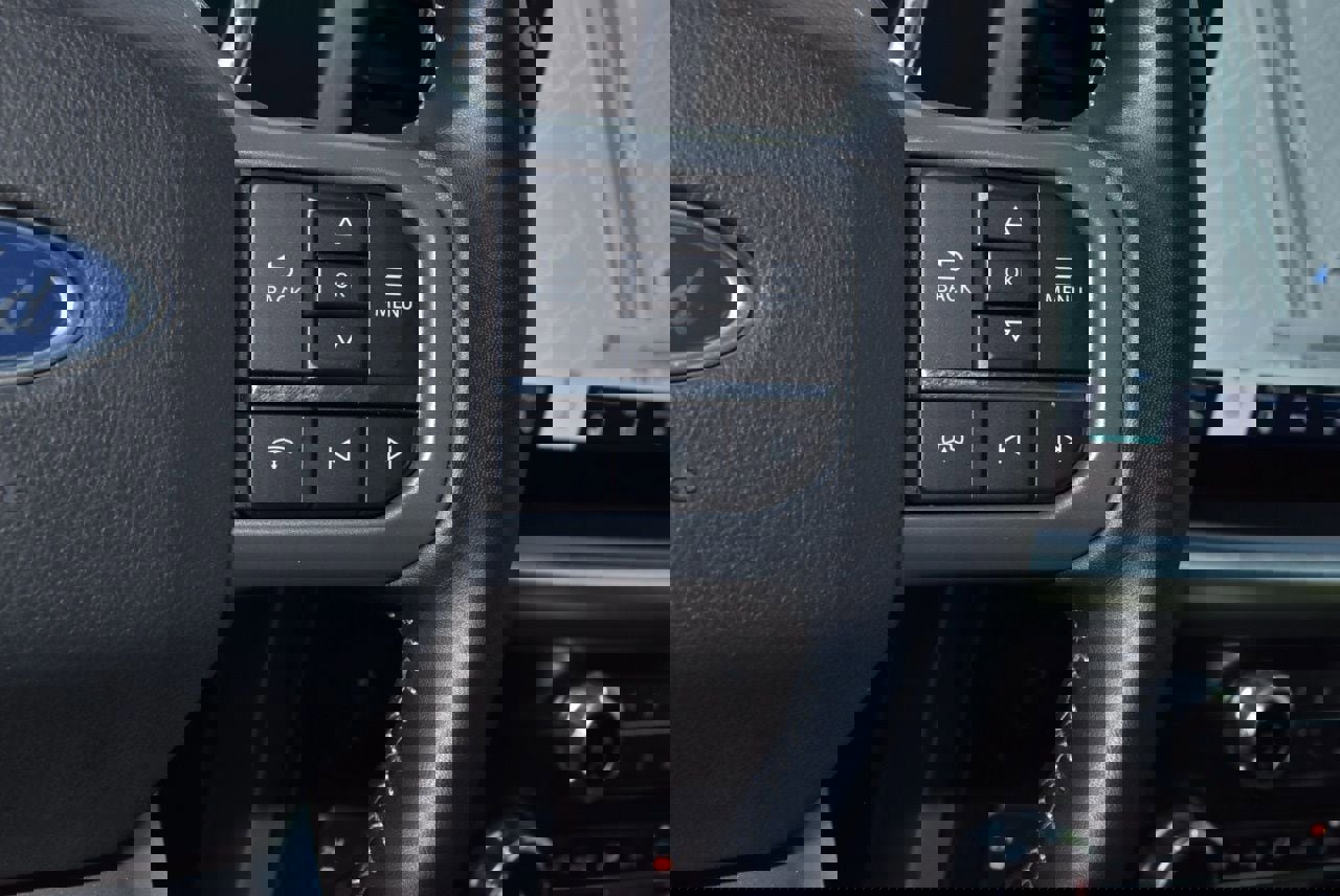 Certified 2023 Ford F150 Lariat w/ Equipment Group 502A High image 25