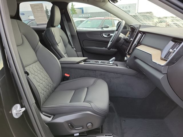 Used 2026 Volvo XC60 B5 Plus w/ Protection Package Premier AWD/4WD image 25