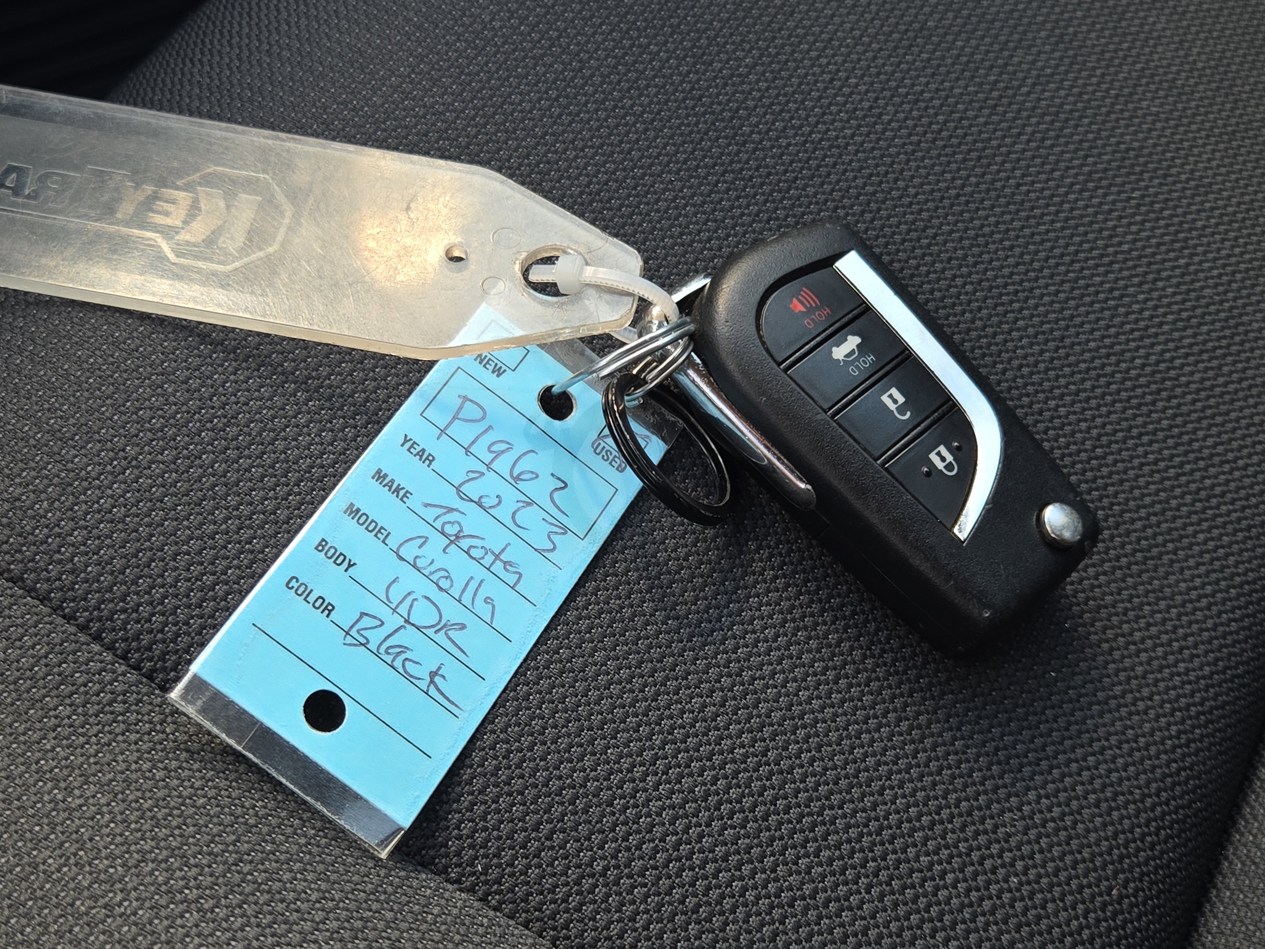 Used 2023 Toyota Corolla LE FWD image 30