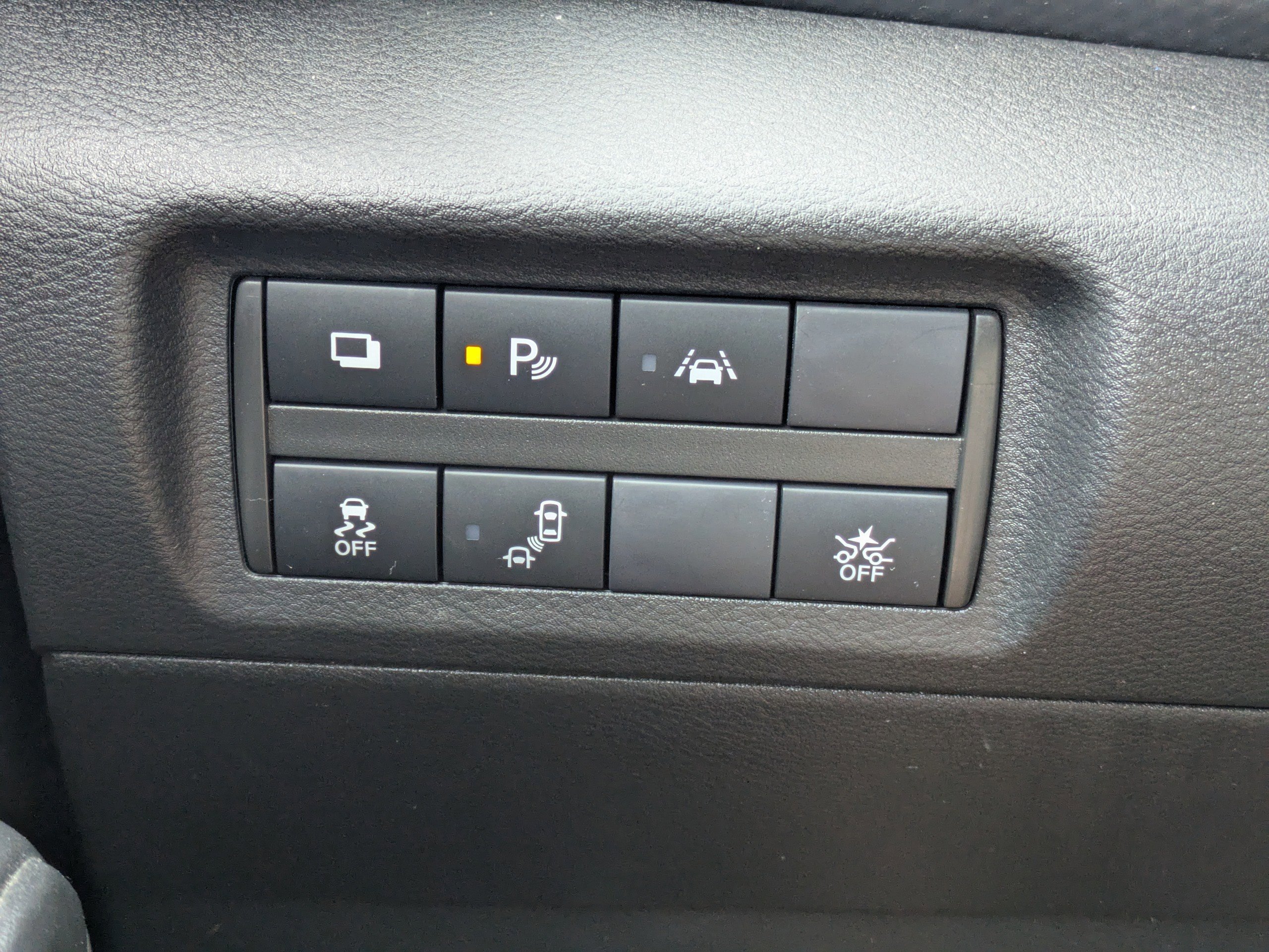 Used 2023 Nissan Kicks S image 25