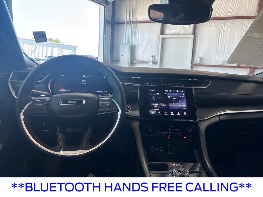 Used 2024 Jeep Grand Cherokee Altitude RWD image 19