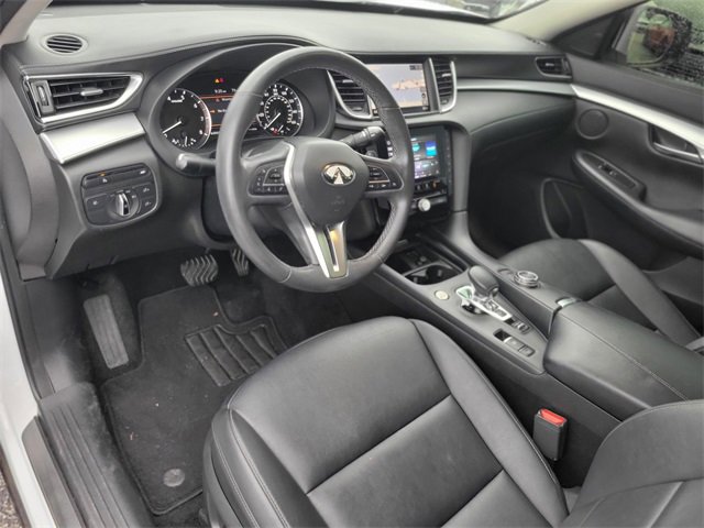 Used 2020 INFINITI QX50 Luxe w/ Navigation Package image 17