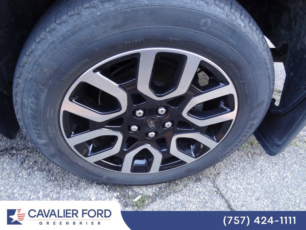 Certified 2023 Ford Maverick Lariat w/ Lariat Luxury Package AWD/4WD image 22