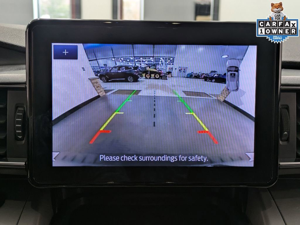 Certified 2022 Ford Explorer XLT w/ Equipment Group 202A image 16