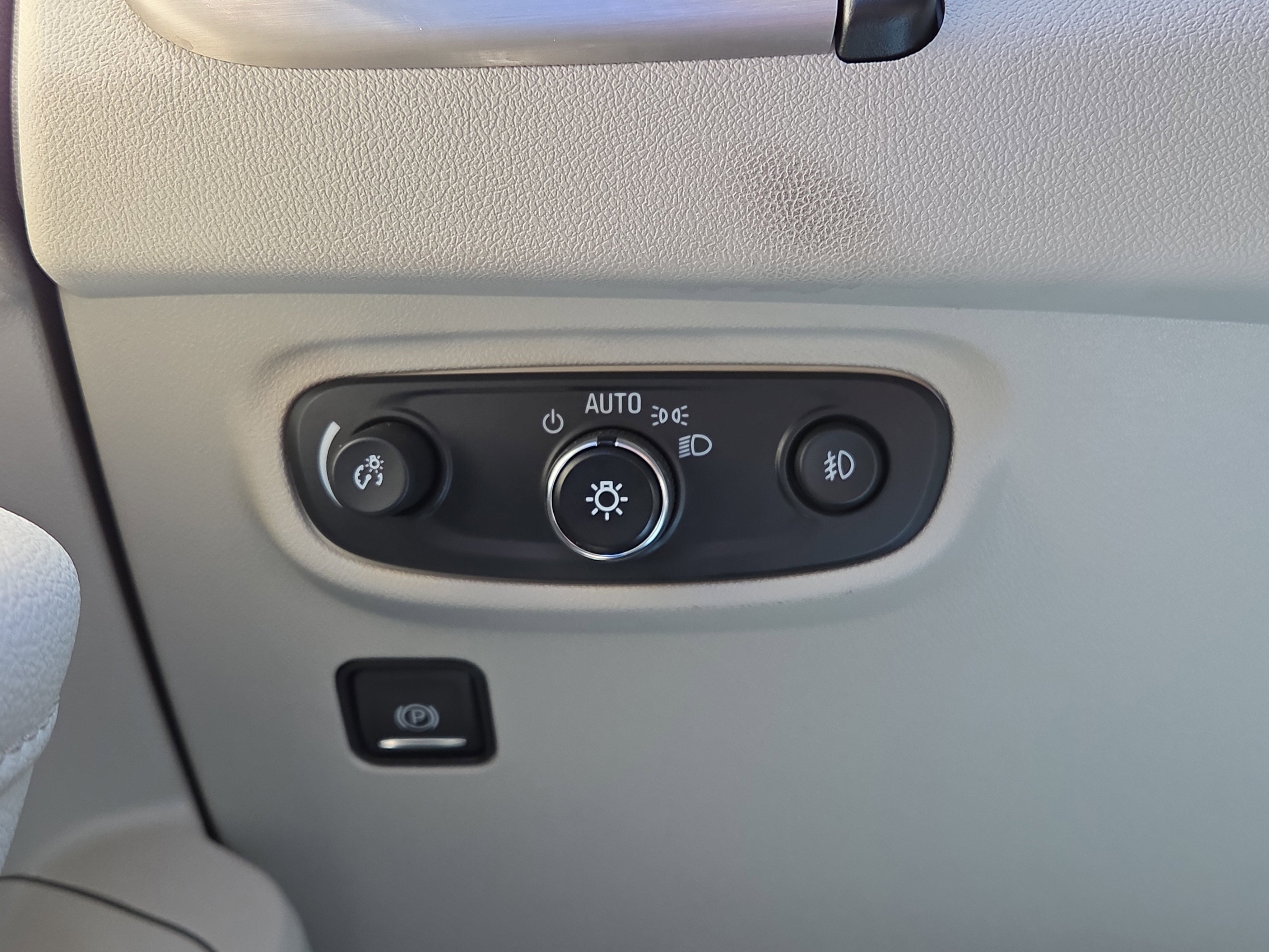 Used 2020 GMC Terrain Denali w/ Denali Premium Package image 27