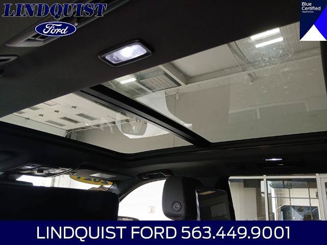 Used 2021 Chevrolet Tahoe RST w/ Luxury Package AWD/4WD image 17