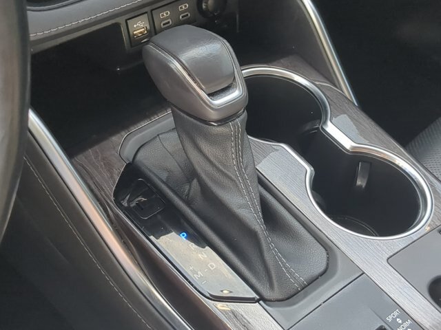 Used 2023 Toyota Highlander Limited FWD image 26
