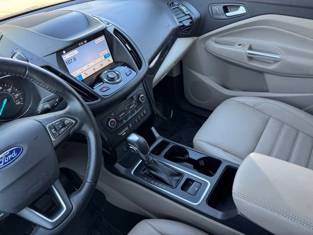 Certified 2019 Ford Escape Titanium w/ U9j03 - Titanium Tow Package AWD/4WD image 14