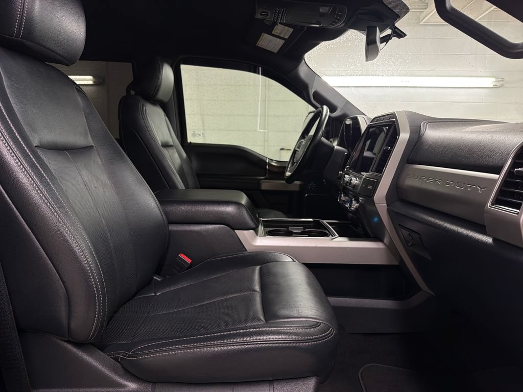 Certified 2022 Ford F250 Lariat w/ Black Appearance Package AWD/4WD image 29