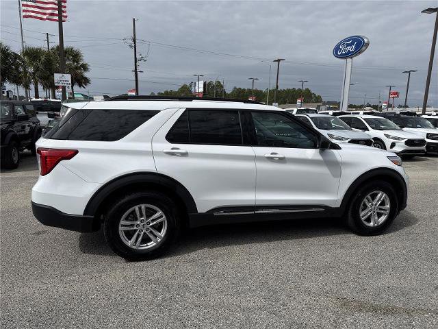 Certified 2023 Ford Explorer XLT w/ Equipment Group 202A image 6