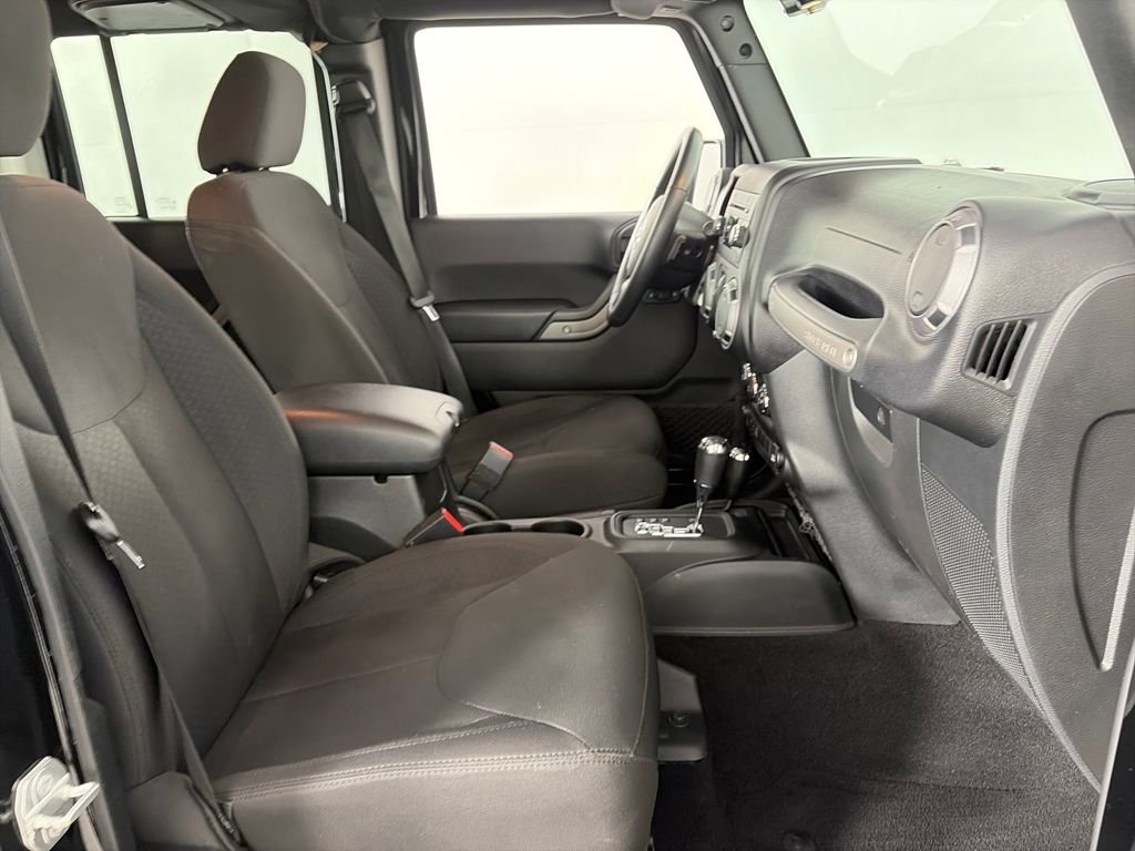 Used 2017 Jeep Wrangler Unlimited Sport w/ Quick Order Package 24S image 28