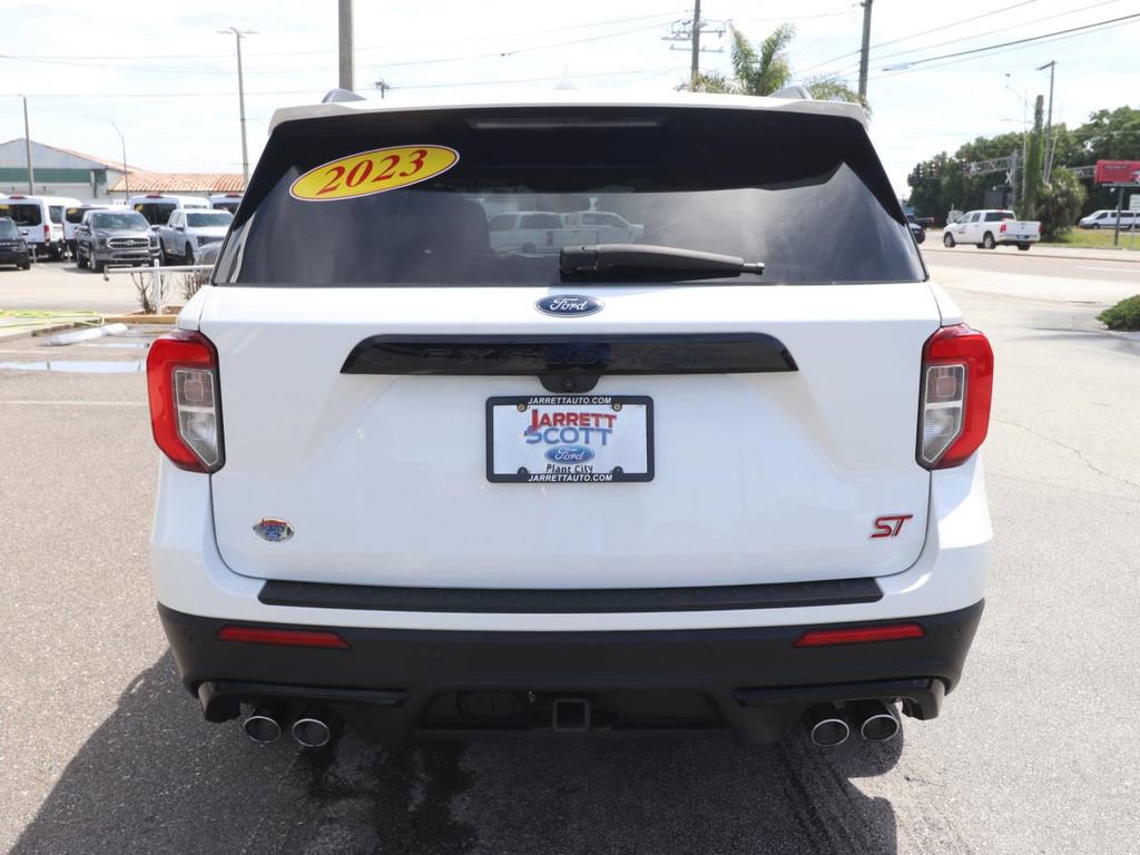 Certified 2023 Ford Explorer ST w/ Equipment Group 401A AWD/4WD image 10