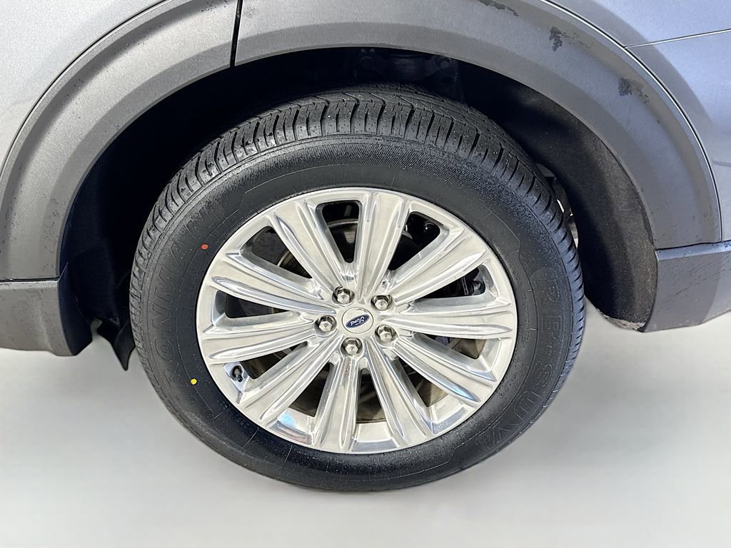 Certified 2022 Ford Explorer Limited w/ Equipment Group 301A image 35