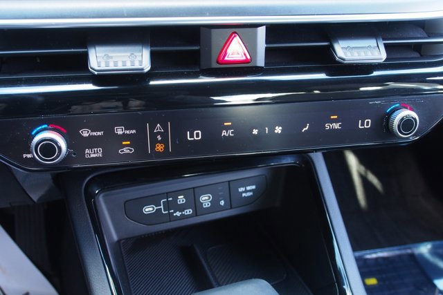 Used 2025 Kia K5 GT-Line w/ GT-Line Premium Package image 31