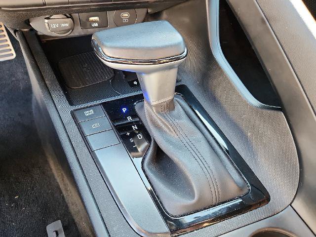 Used 2025 Hyundai Elantra Sport FWD image 14