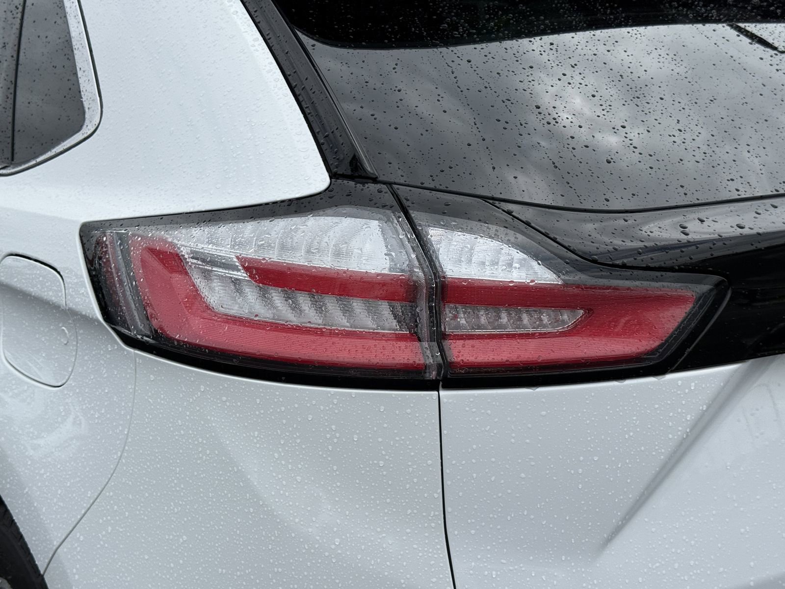 Certified 2024 Ford Edge SEL AWD/4WD image 10