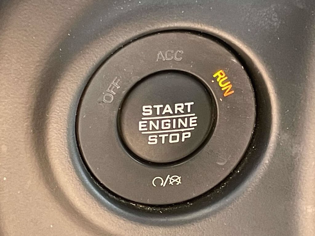 Used 2021 Jeep Wrangler Sport AWD/4WD image 23