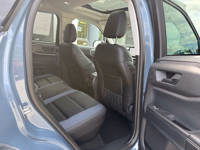 Certified 2025 Ford Bronco Sport Outer Banks w/ Outer Banks Tech Package+ AWD/4WD image 29