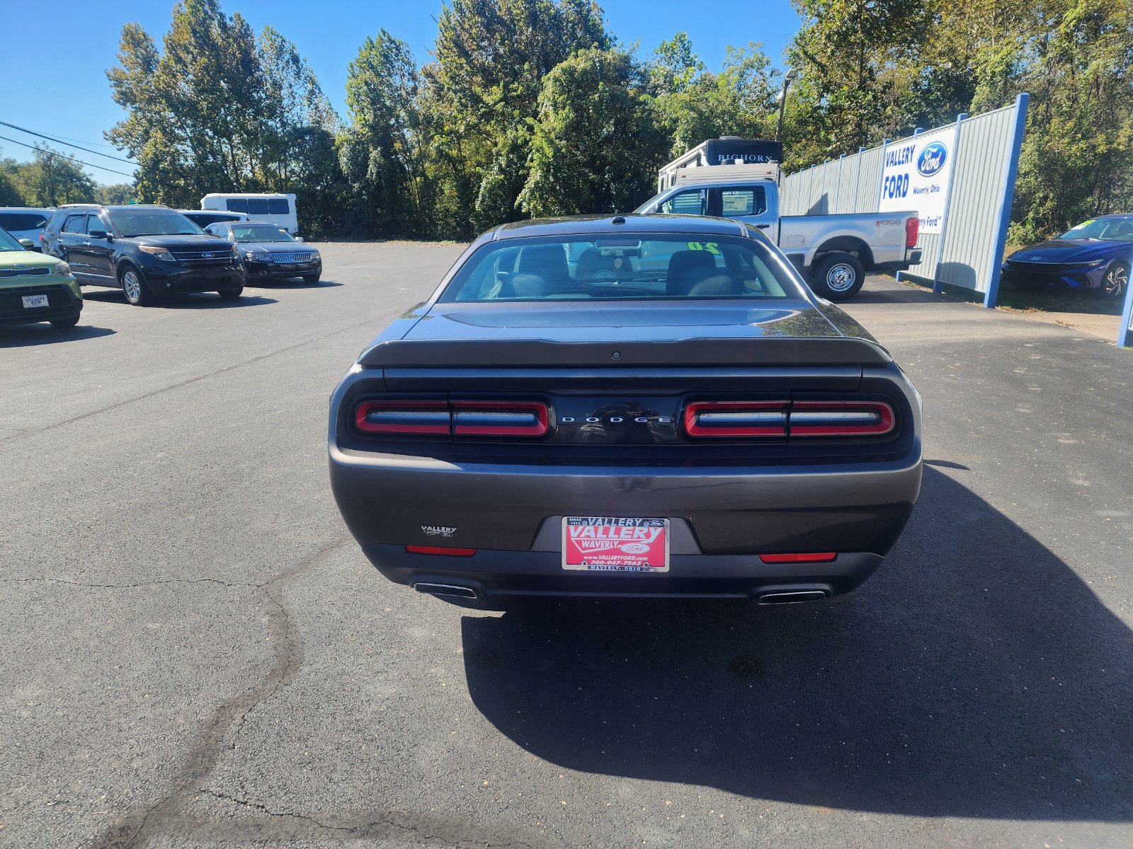 Used 2020 Dodge Challenger SXT RWD image 4