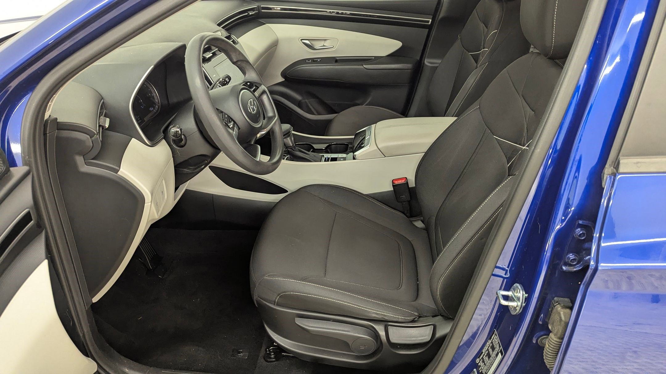 Used 2022 Hyundai Tucson SE image 5