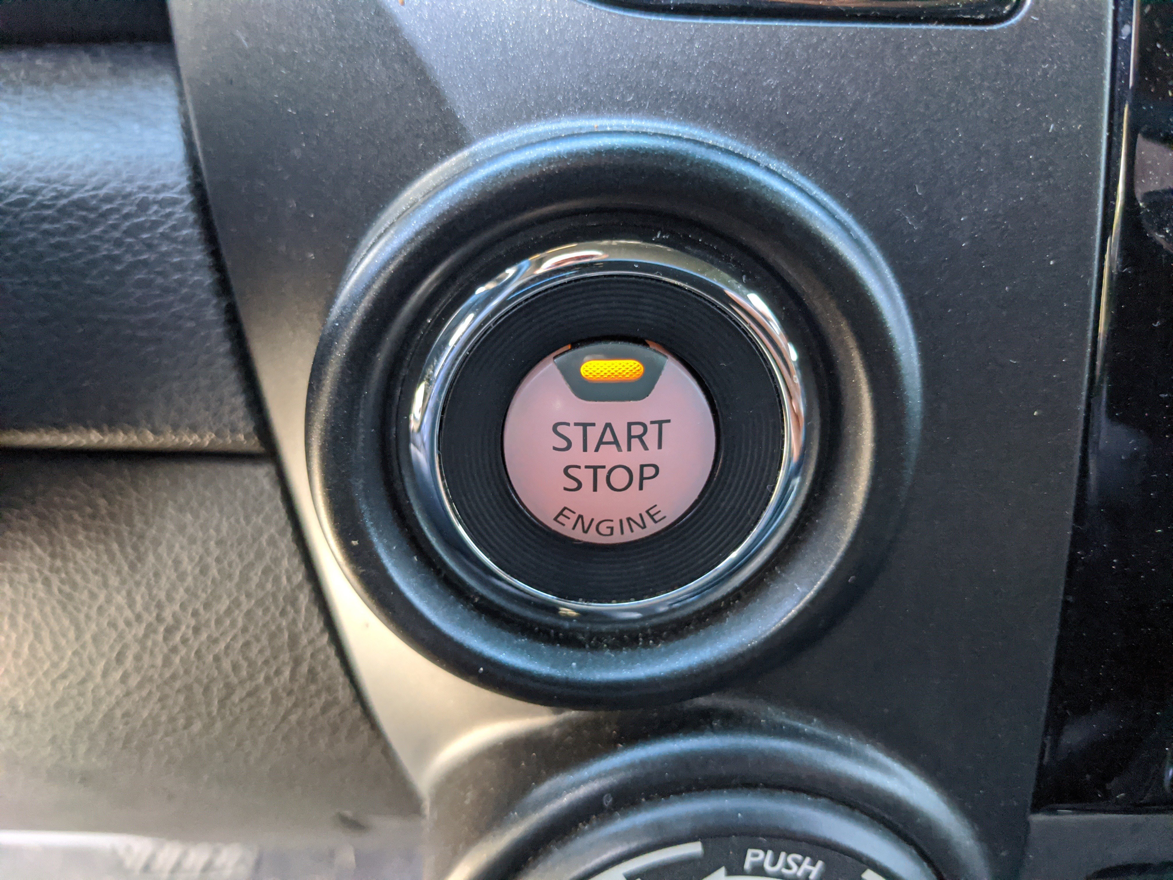 Used 2021 Nissan Titan PRO-4X w/ Pro-4x Convenience Package image 24