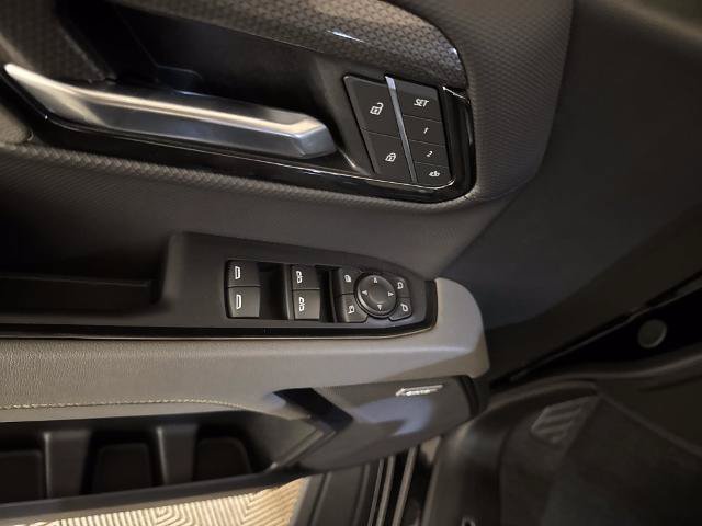 Used 2025 Chevrolet Silverado 1500 ZR2 w/ Technology Package AWD/4WD image 18