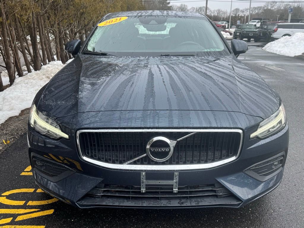 Used 2021 Volvo S60 T5 Momentum image 6