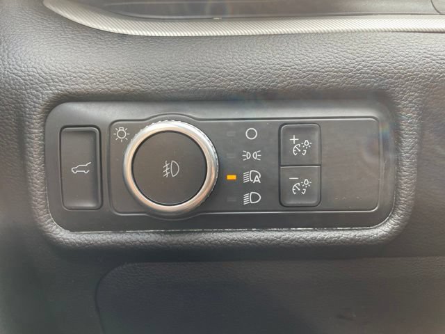 Certified 2021 Ford Explorer XLT w/ Equipment Group 202A AWD/4WD image 23
