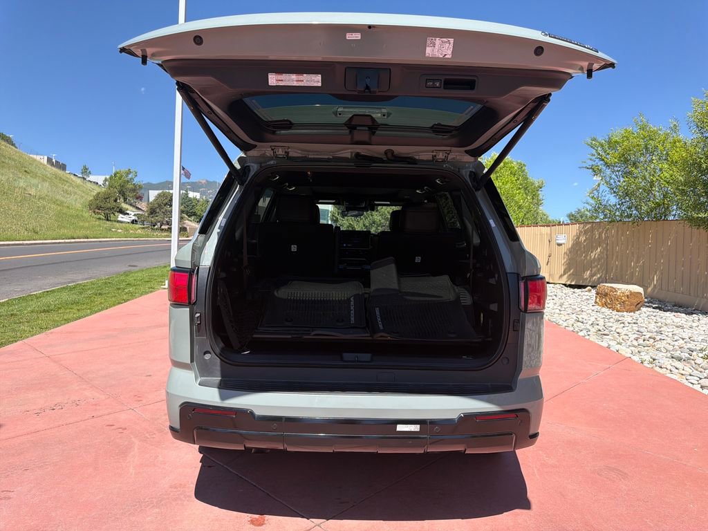 Used 2026 Toyota Sequoia Platinum AWD/4WD image 28