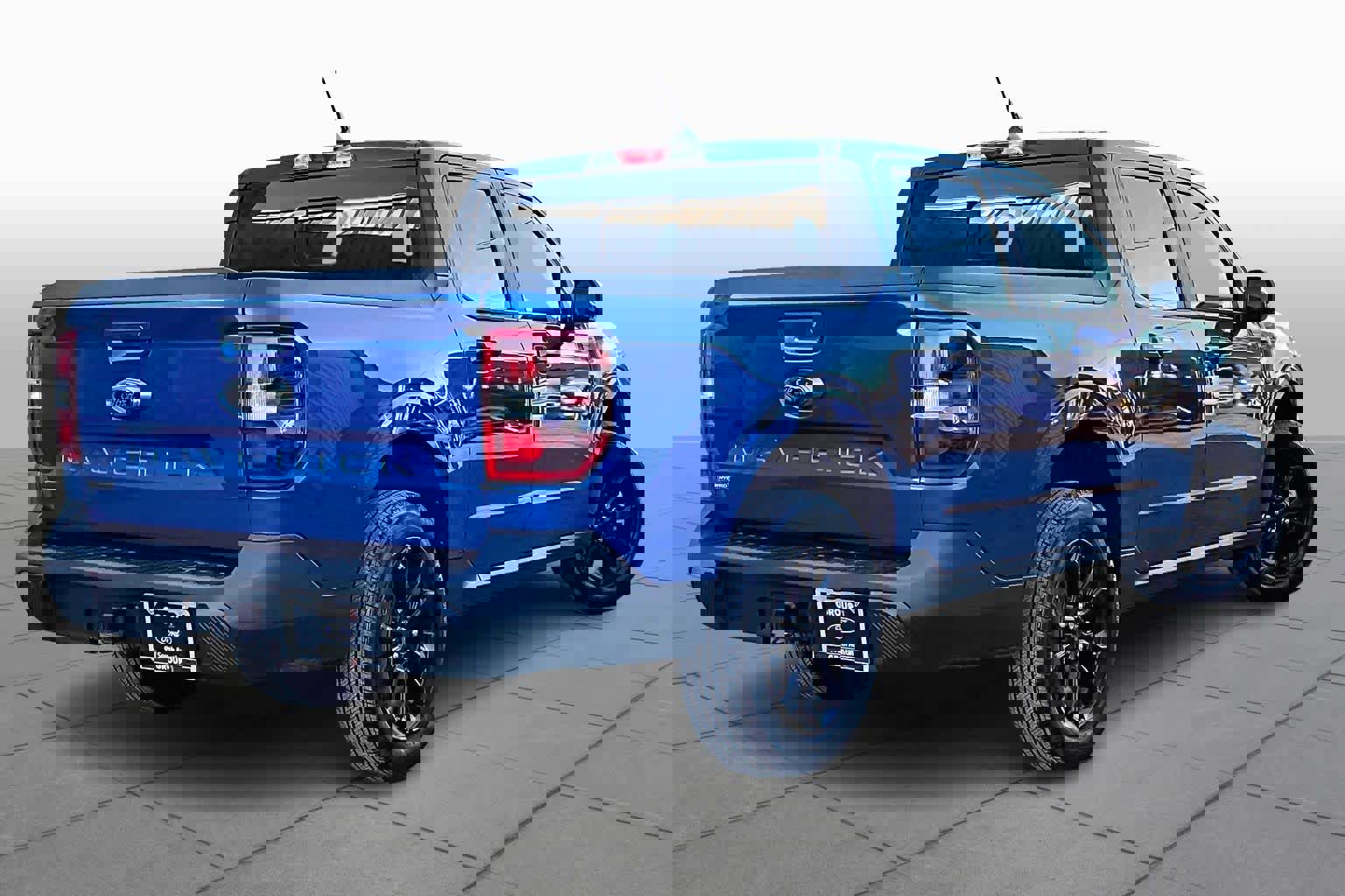 Certified 2023 Ford Maverick Lariat w/ Lariat Luxury Package image 13