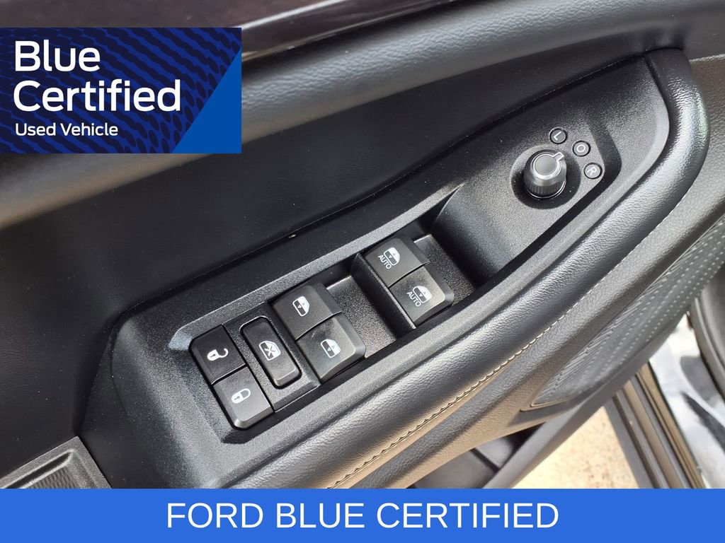 Used 2023 Jeep Grand Cherokee L Laredo RWD image 24