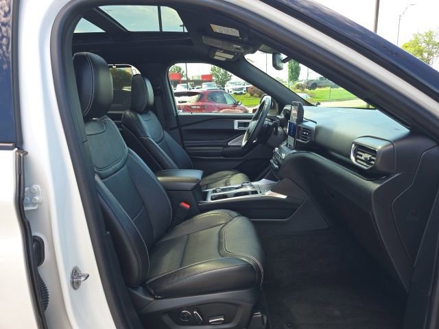 Certified 2020 Ford Explorer ST w/ ST Street Pack AWD/4WD image 20