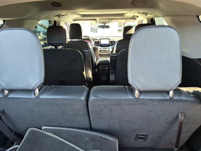 Certified 2023 Ford Explorer XLT w/ Equipment Group 202A AWD/4WD image 32