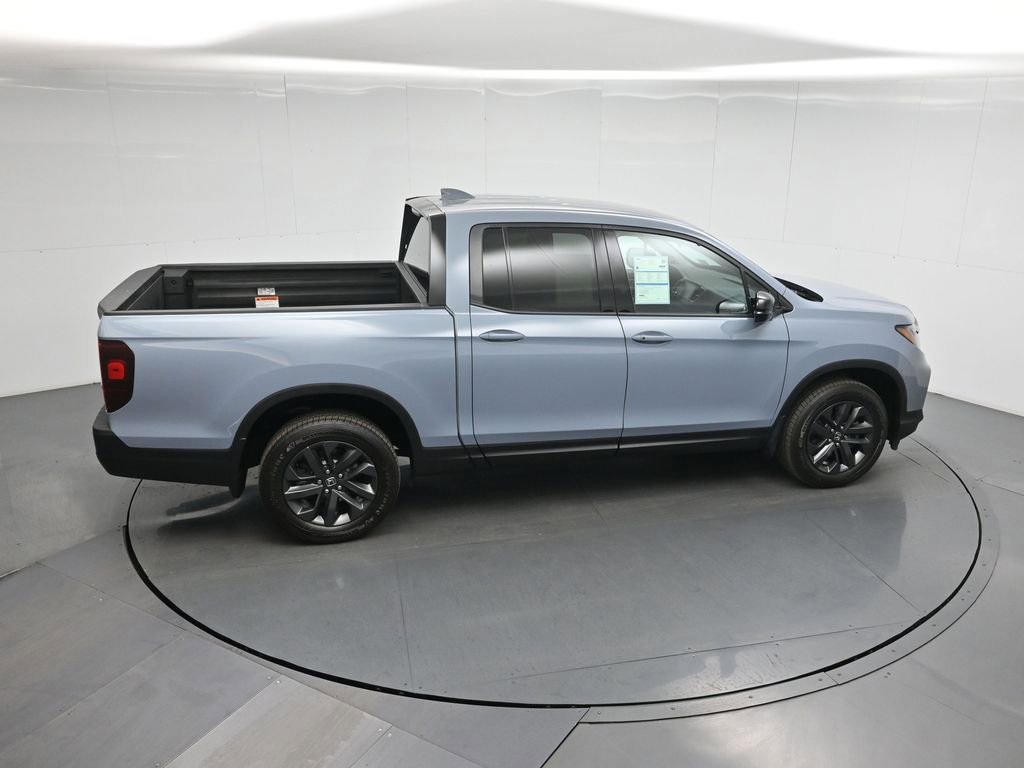 Used 2023 Honda Ridgeline Sport image 12