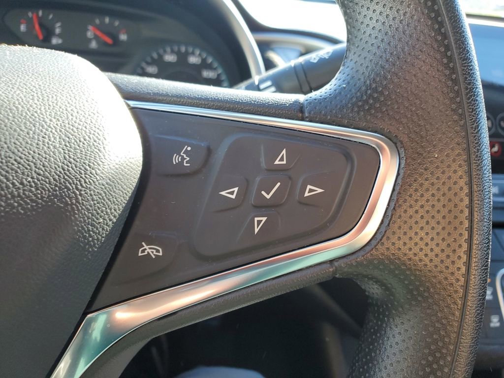 Used 2024 Chevrolet Malibu LT image 17