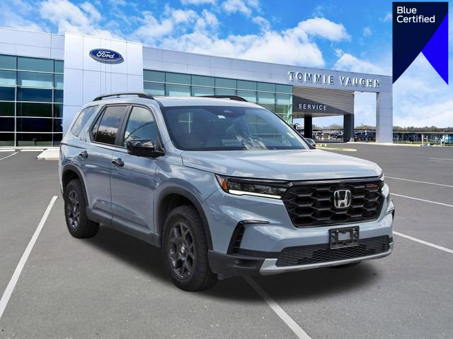 Used 2024 Honda Pilot TrailSport image 1