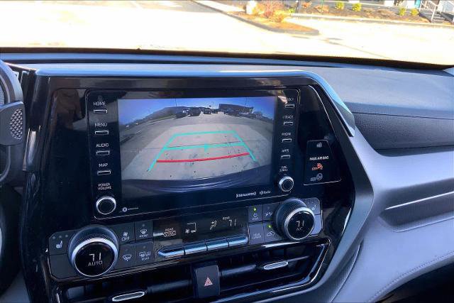 Used 2021 Toyota Highlander XLE image 26