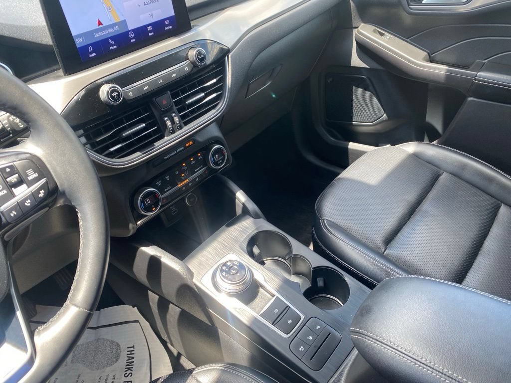 Certified 2021 Ford Escape Titanium FWD image 24