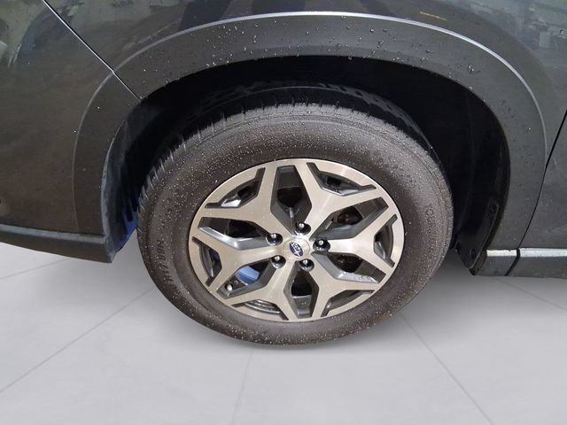 Used 2024 Subaru Forester Premium AWD/4WD image 9