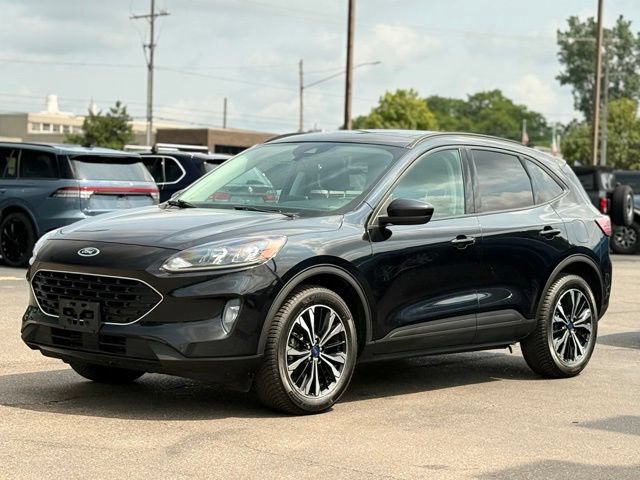 Certified 2022 Ford Escape SEL w/ SEL Stealth AWD Package image 41