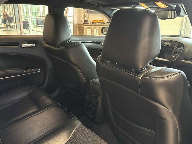 Used 2018 Chrysler 300 S w/ Safetytec Plus Group image 27