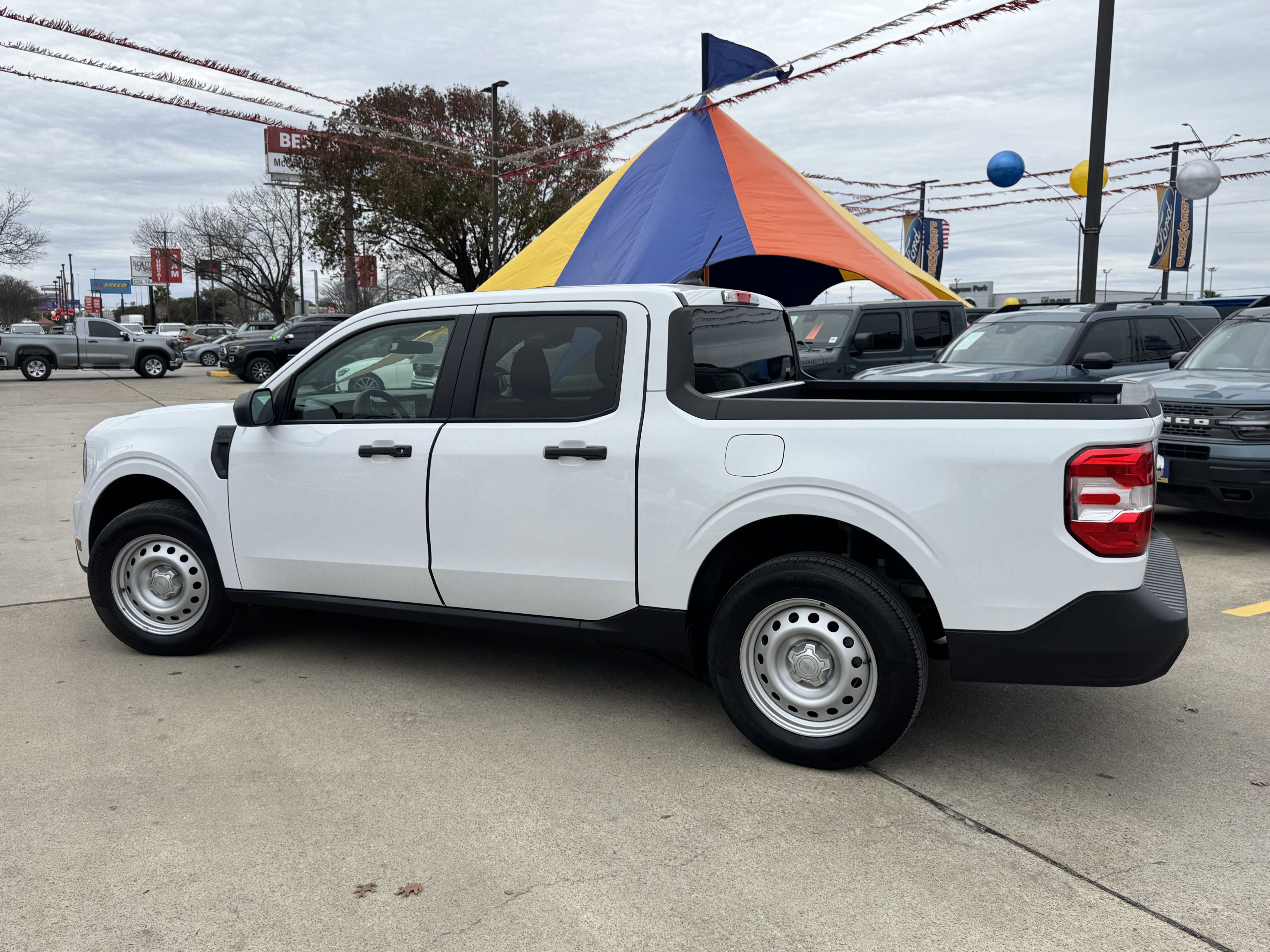 Certified 2024 Ford Maverick XL w/ Equipment Group 100A Standard image 6