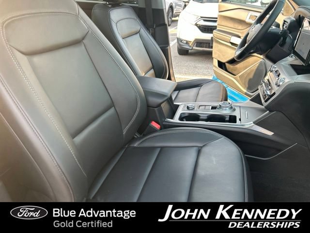Certified 2023 Ford Explorer XLT w/ Equipment Group 202A AWD/4WD image 41