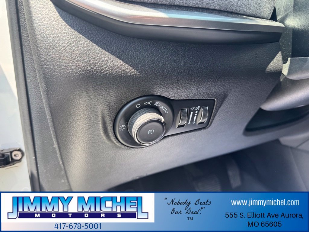 Used 2024 Jeep Compass Latitude AWD/4WD image 4