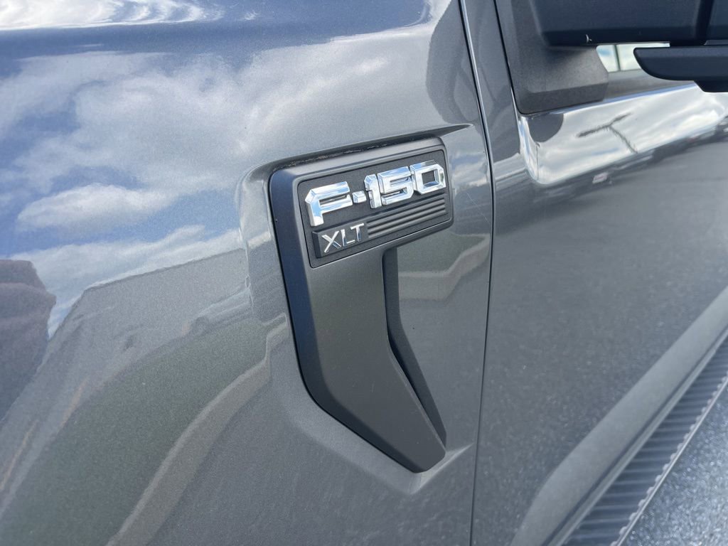 Certified 2022 Ford F150 XLT w/ Equipment Group 302A High image 5