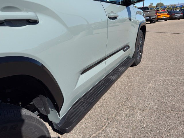 Used 2024 Toyota Sequoia Platinum AWD/4WD image 5