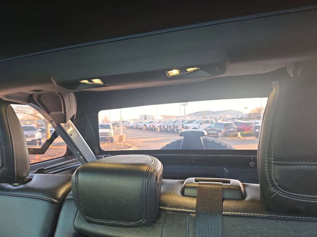 Certified 2025 Ford Bronco Badlands image 42