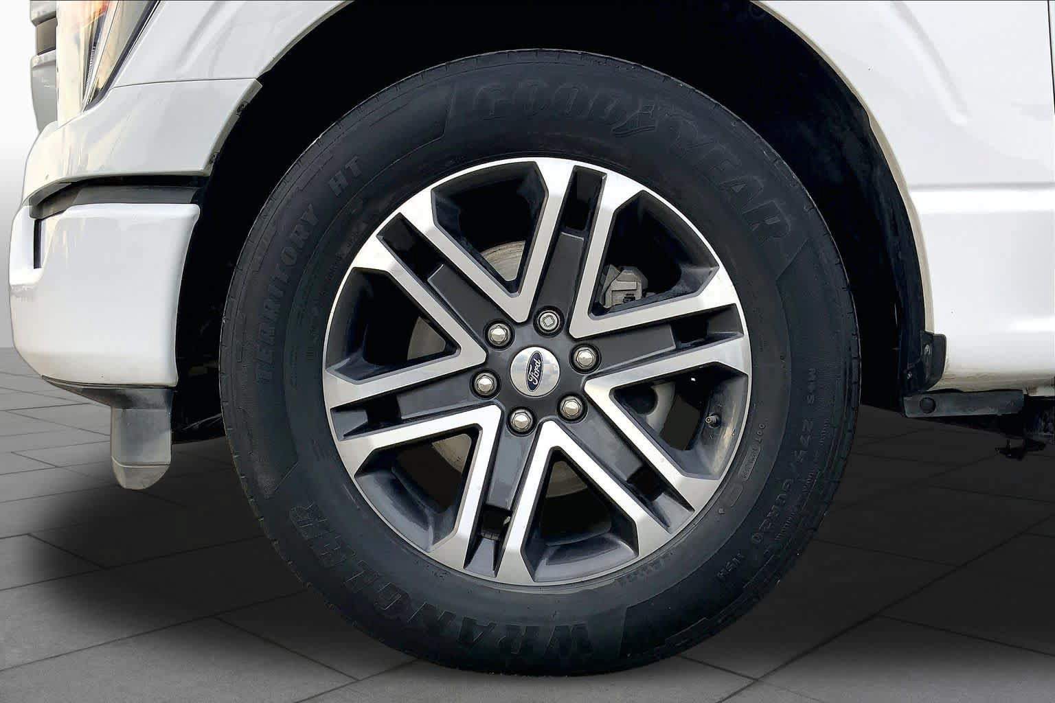 Certified 2023 Ford F150 XL w/ STX Appearance Package RWD image 8