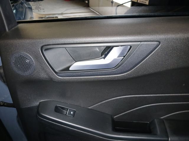 Certified 2023 Ford Escape Platinum w/ Premium Technology Package image 42