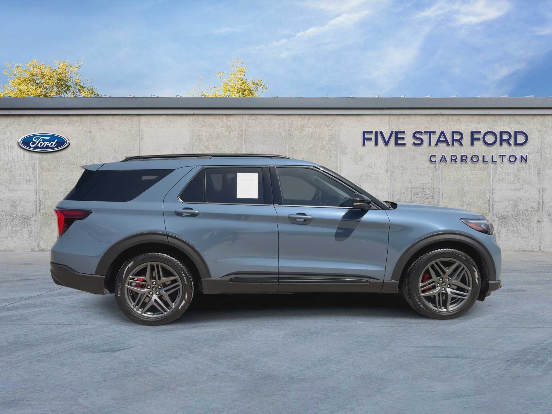 Certified 2025 Ford Explorer ST w/ Sun And Sound Package AWD/4WD image 9